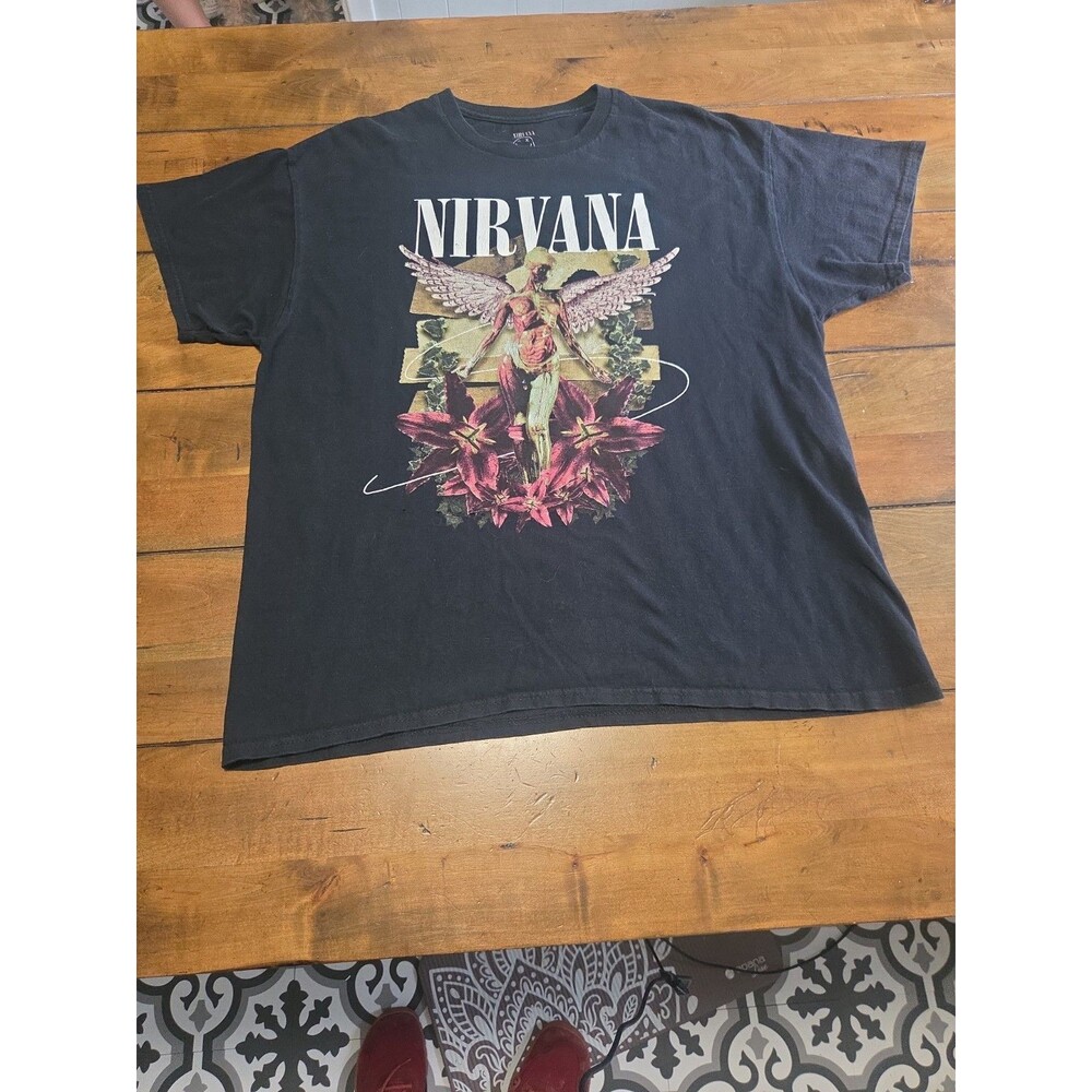 Nirvana Shirt XL In Utero Angel Wood Plank Flower Graphic Black Band Mens